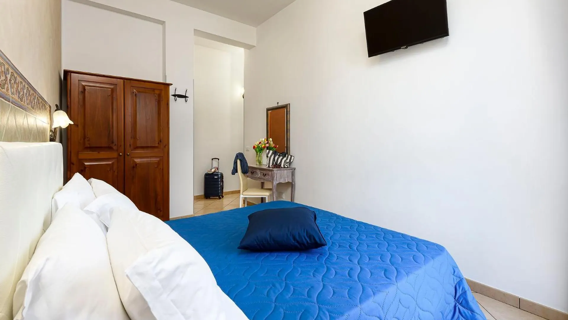***  סן ויטו לו קאפו Hotel La Darsena איטליה
